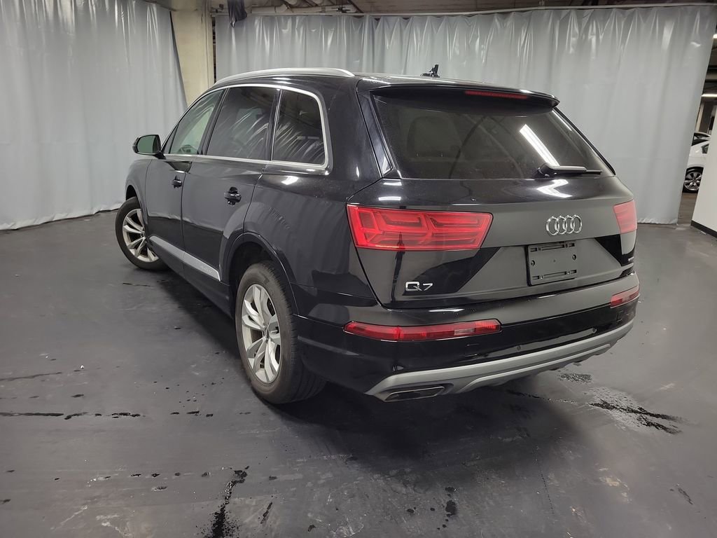 Used 2019 Audi Q7 2.0T Premium w/ Cold Weather Package image 6