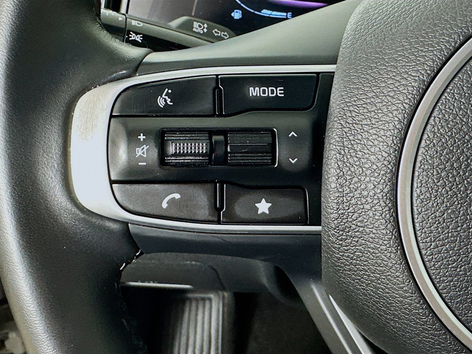 Used 2023 Kia Sportage X-Line w/ X-Line Premium Package AWD/4WD image 18