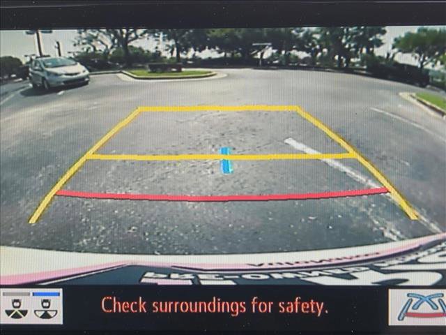 Used 2021 Toyota Sienna Platinum image 13