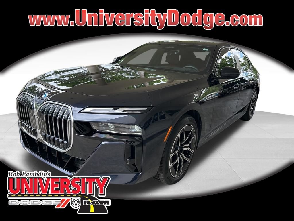 Used 2025 BMW 740i xDrive image 1
