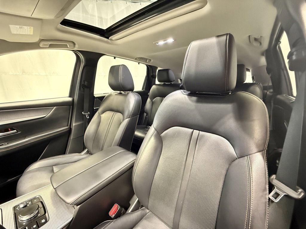 Used 2024 MAZDA CX-90 3.3 Turbo w/ Preferred Plus image 19