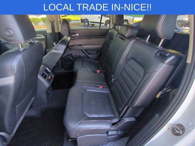 Used 2023 Volkswagen Atlas SEL Premium AWD/4WD image 32