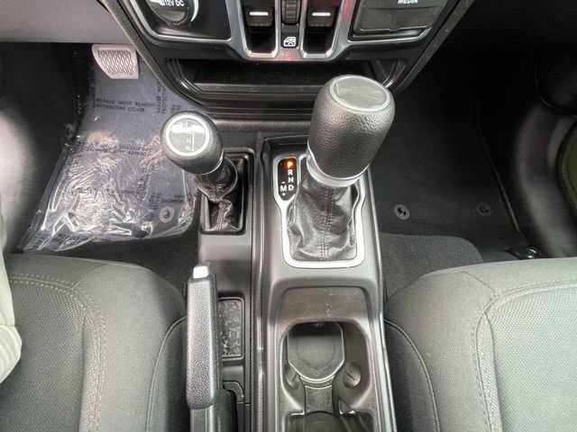 Used 2023 Jeep Gladiator Sport AWD/4WD image 23