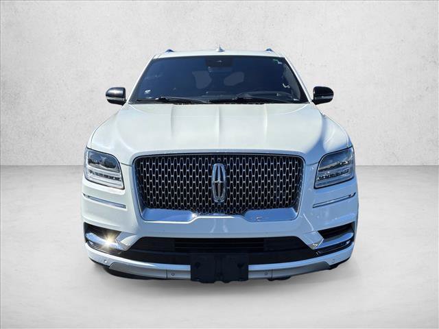 Used 2020 Lincoln Navigator Reserve AWD/4WD image 2