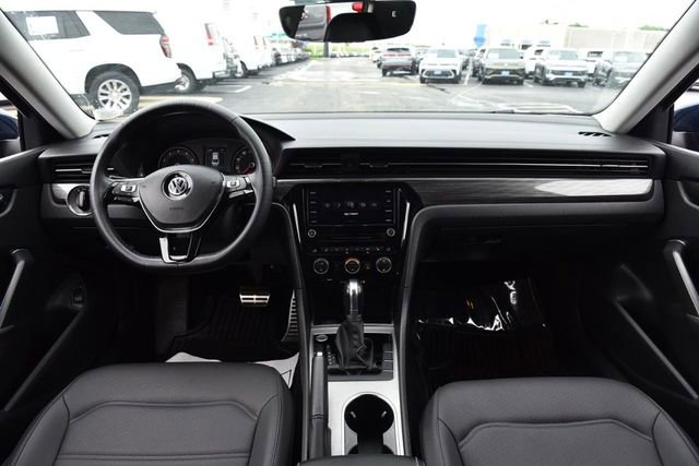 Certified 2020 Volkswagen Passat 2.0T R-Line FWD image 7