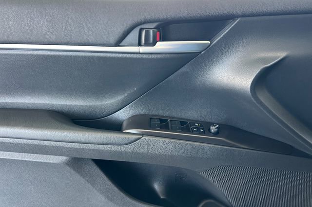 Used 2024 Toyota Camry SE w/ Cold Weather Package image 14