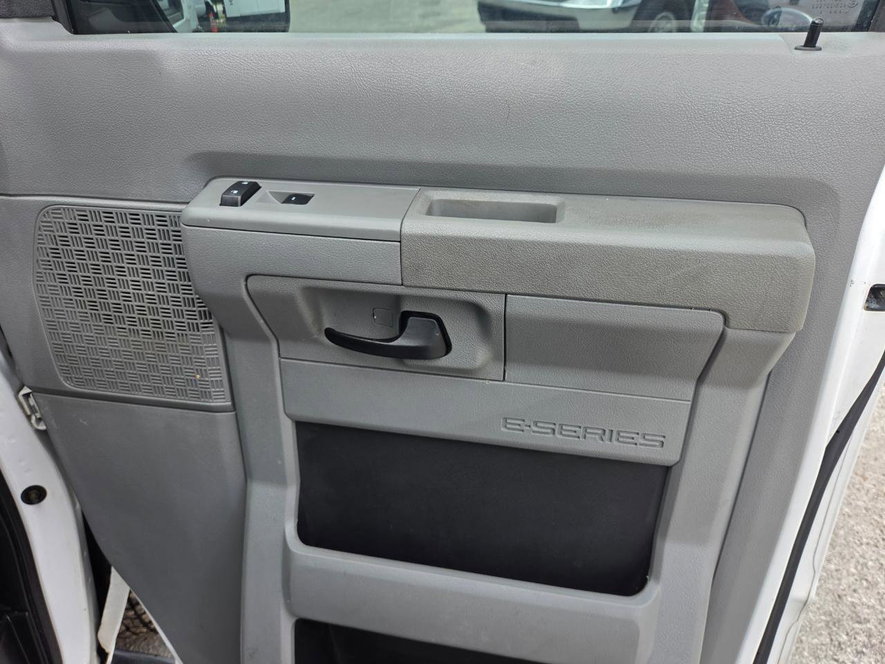 Used 2012 Ford E-350 and Econoline 350 XL w/ PWR Windows & Locks Group RWD image 20
