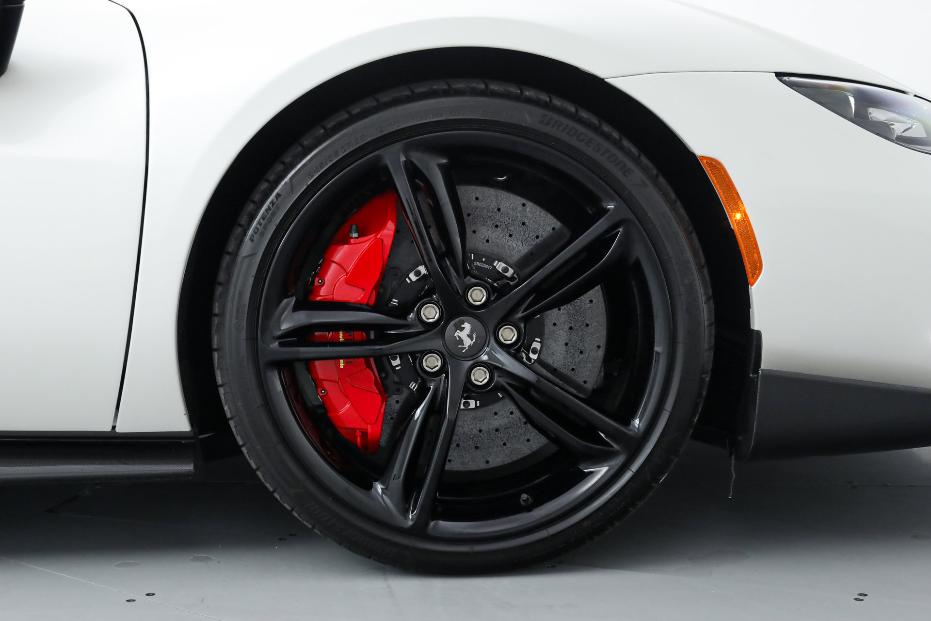 Certified 2025 Ferrari 296 GTS image 40