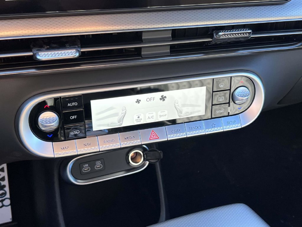 New 2024 Genesis GV60 Performance AWD/4WD image 31