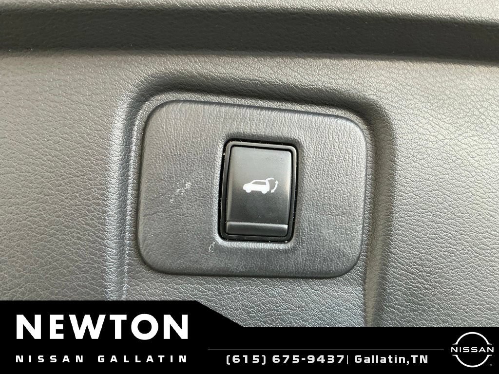 Used 2017 Nissan Murano SL FWD image 20
