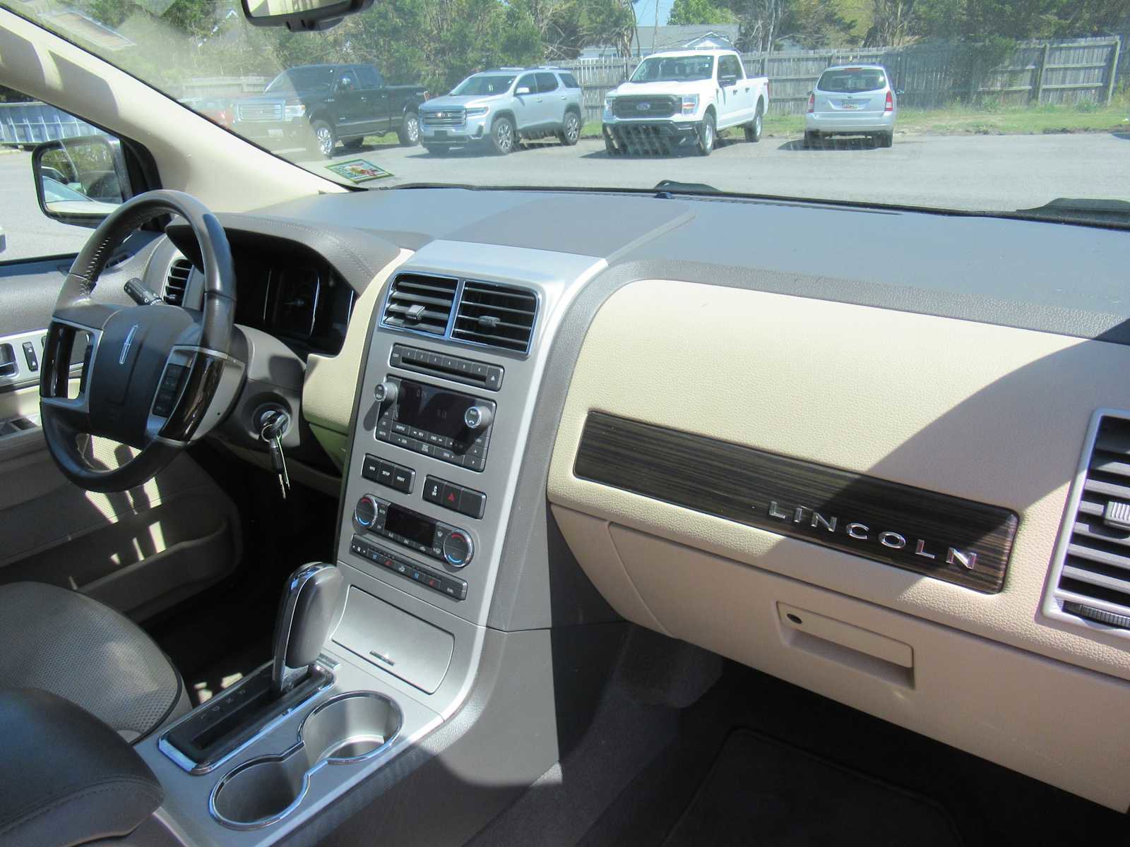 Used 2008 Lincoln MKX AWD image 25