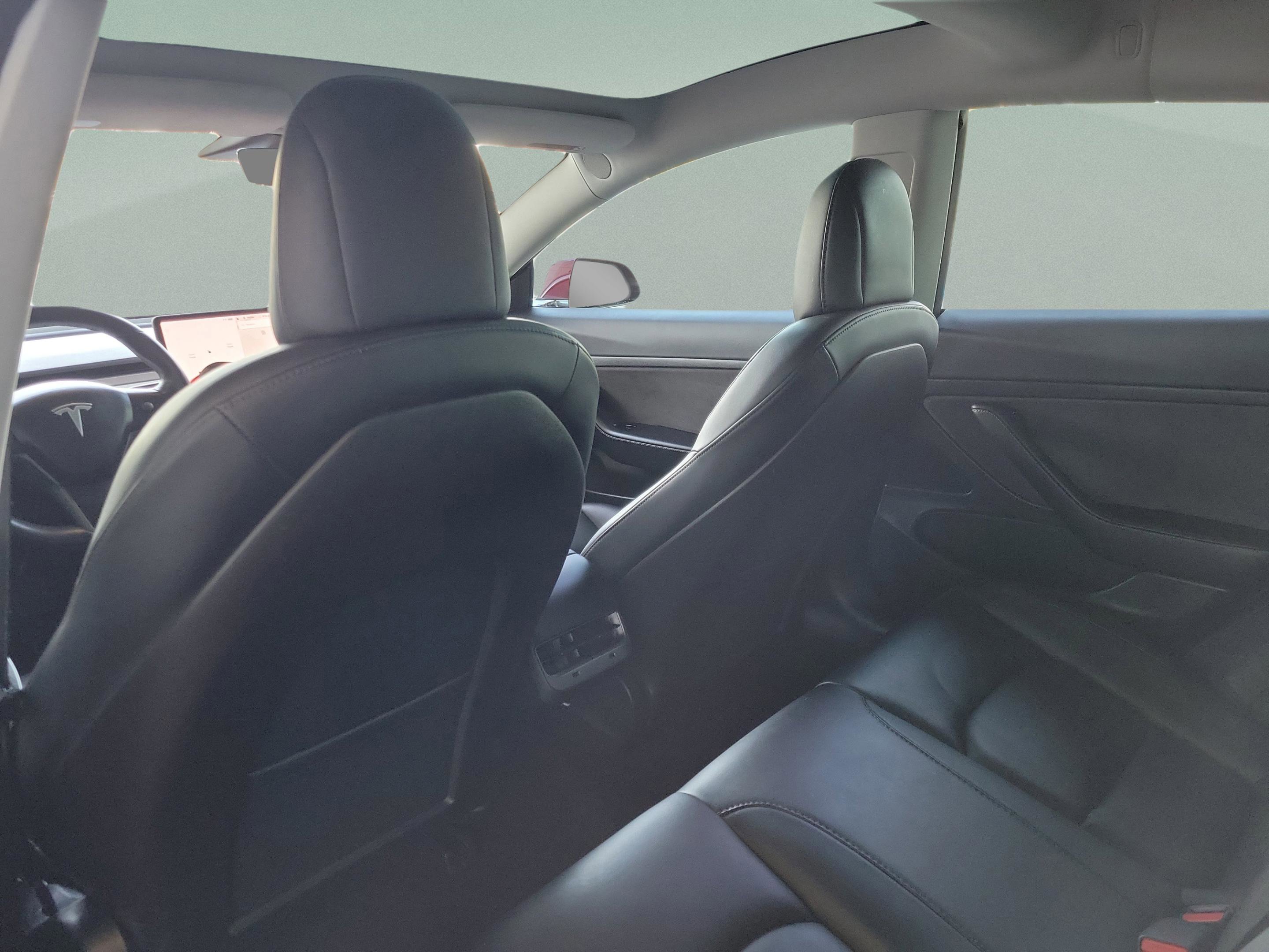 Used 2020 Tesla Model 3 Standard Range Plus image 21