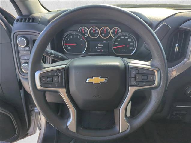 Used 2021 Chevrolet Silverado 2500 Custom w/ Custom Value Package image 12