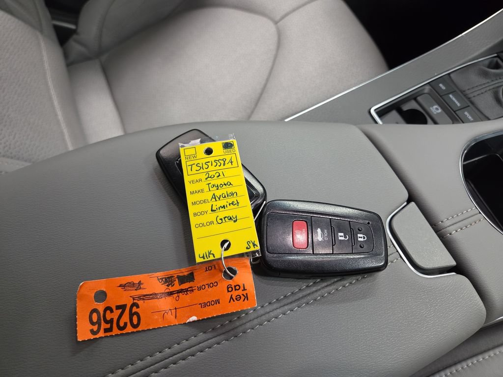Used 2021 Toyota Avalon Limited w/ Advanced Safety Package AWD/4WD image 26