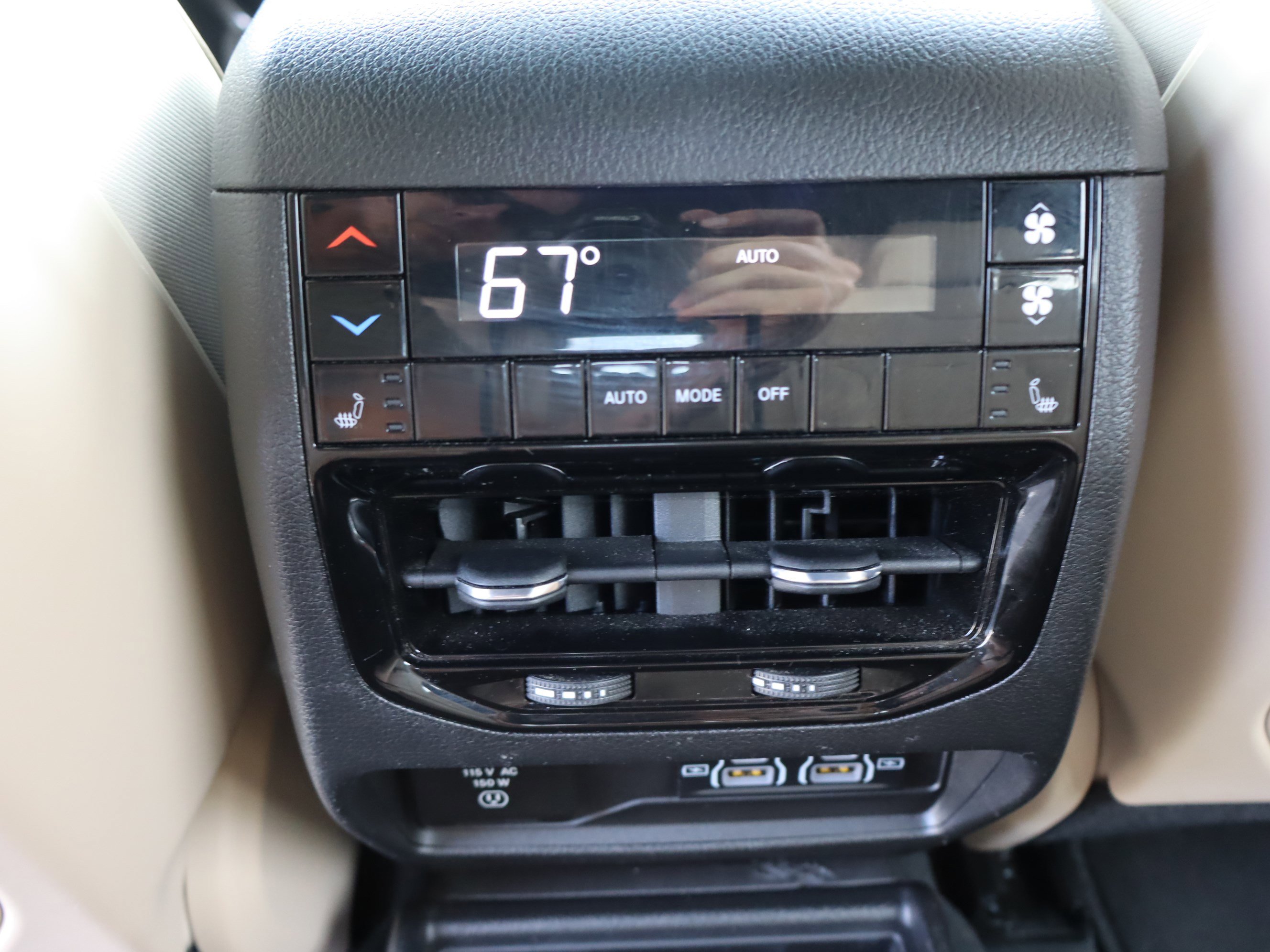 Used 2023 Jeep Grand Cherokee L Limited image 32