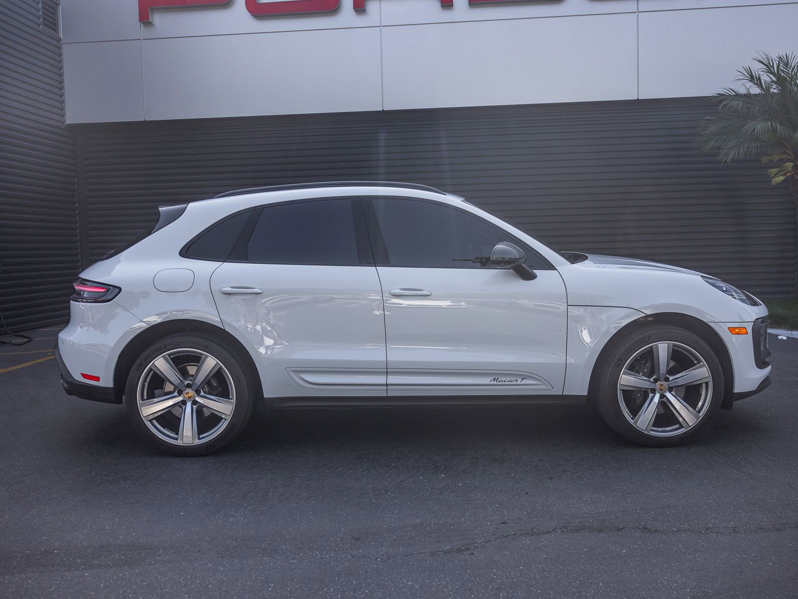 Certified 2024 Porsche Macan Turbo AWD/4WD image 10