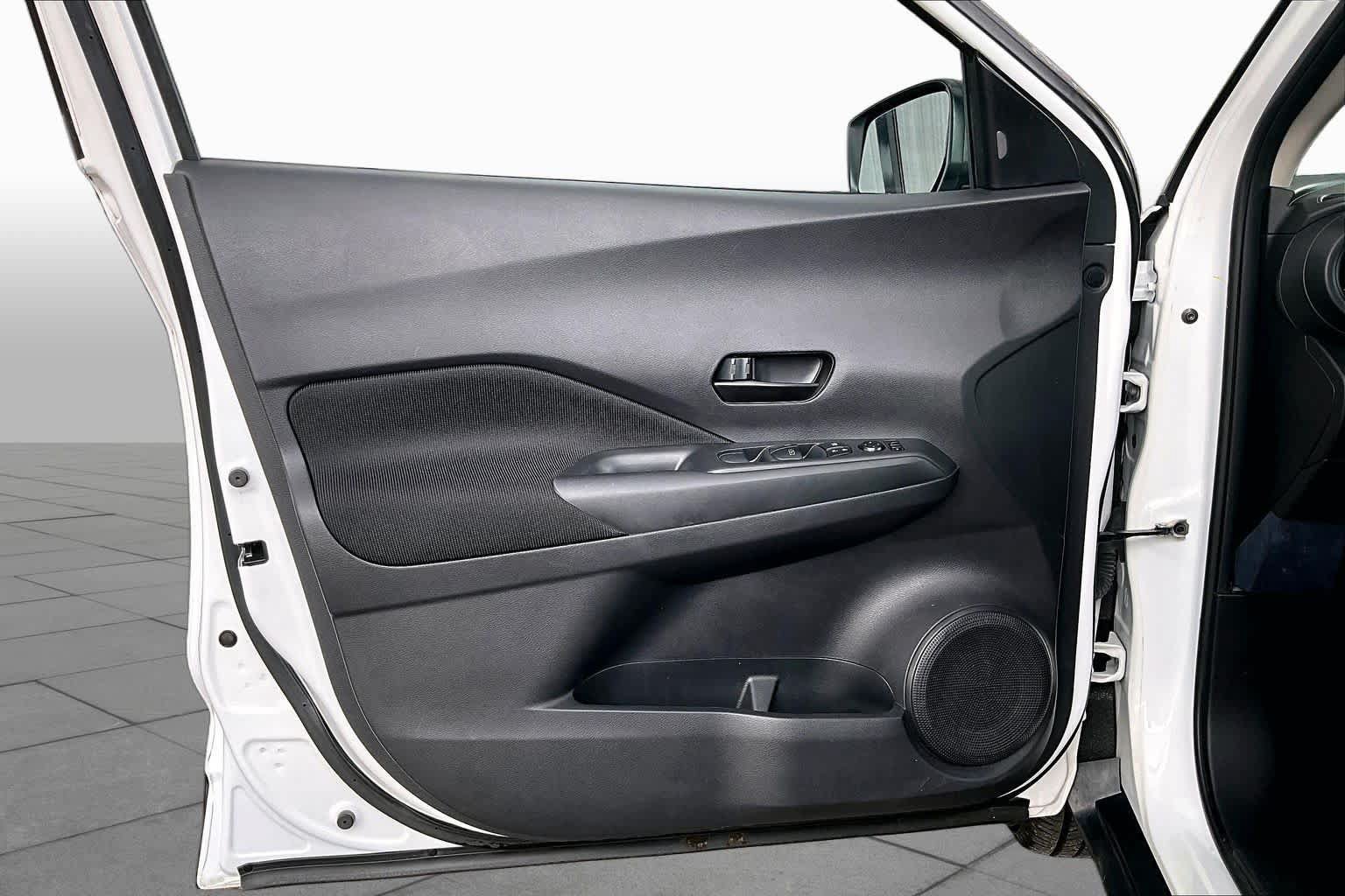 Certified 2022 Nissan Kicks S FWD image 21