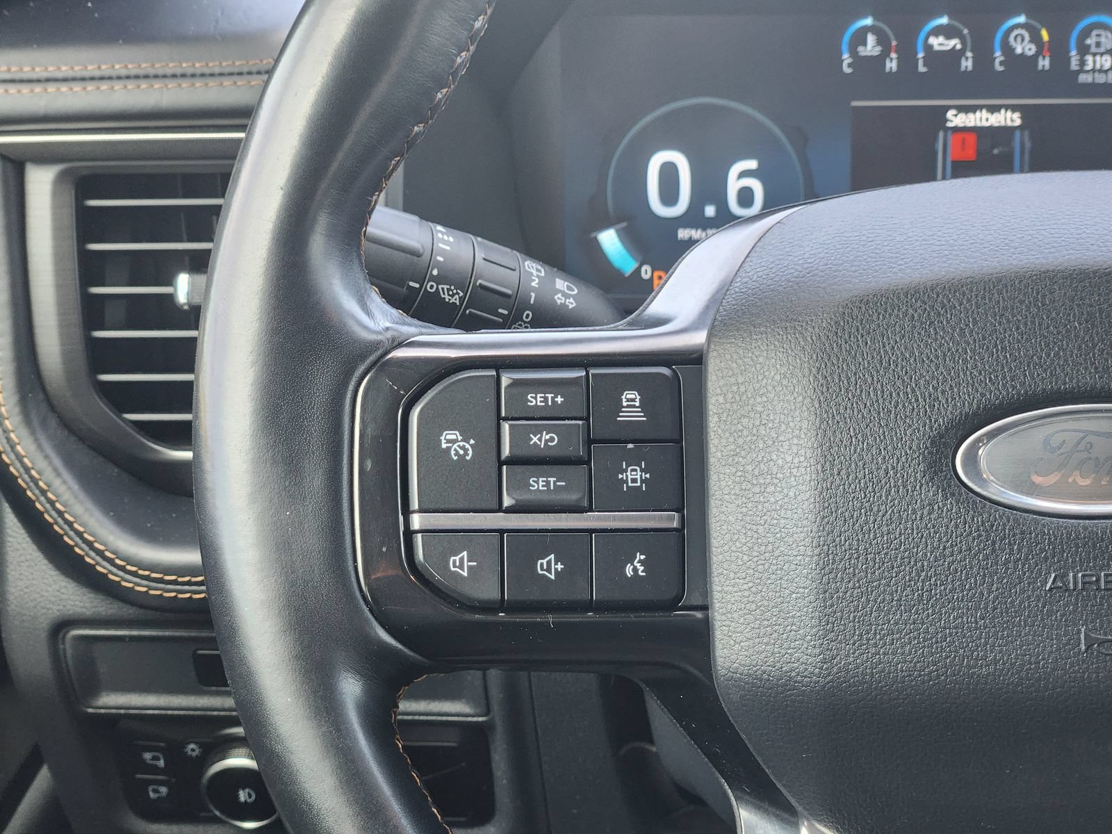 Used 2023 Ford Expedition Platinum AWD/4WD image 31