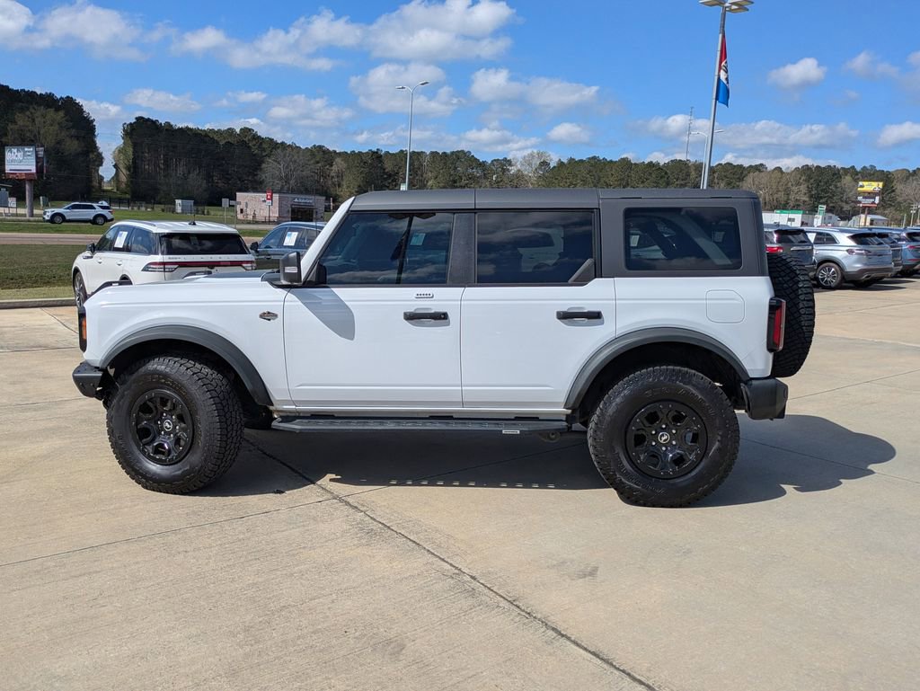 Used 2023 Ford Bronco Wildtrak image 5