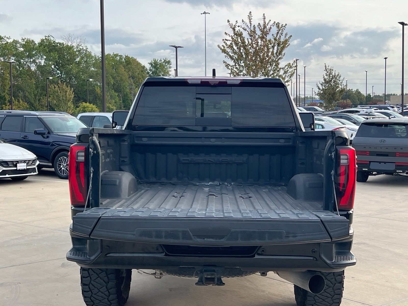 Used 2024 GMC Sierra 2500 Denali w/ Denali Reserve Package AWD/4WD image 27