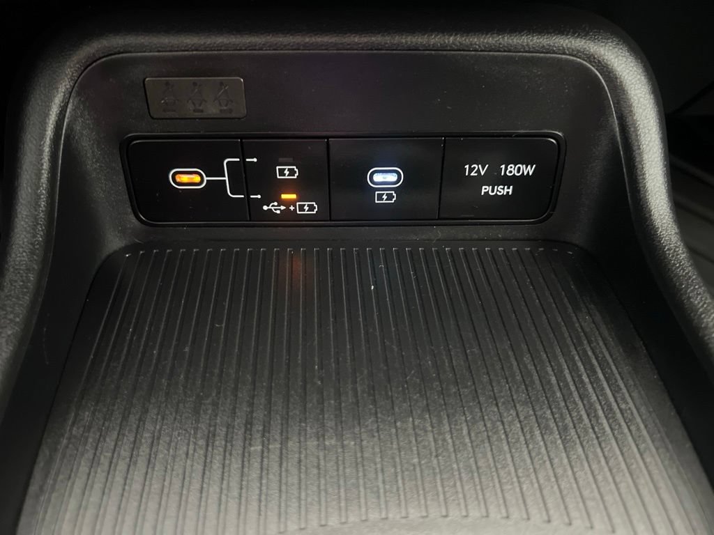 Used 2025 Hyundai Kona SEL AWD/4WD image 63