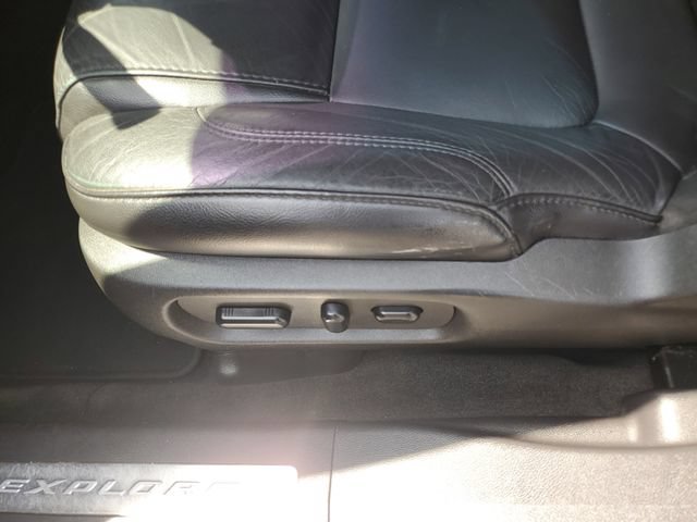 Used 2015 Ford Explorer Limited AWD/4WD image 19