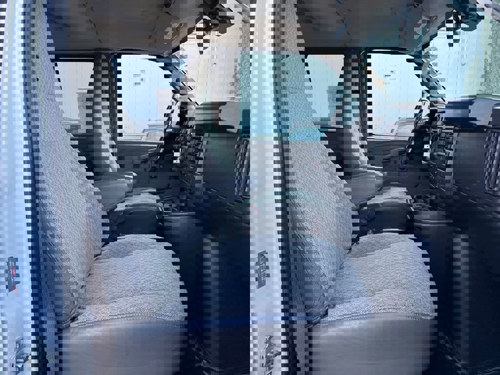 Used 2023 Chevrolet Express 3500 LT w/ LT Preferred Equipment Group image 30