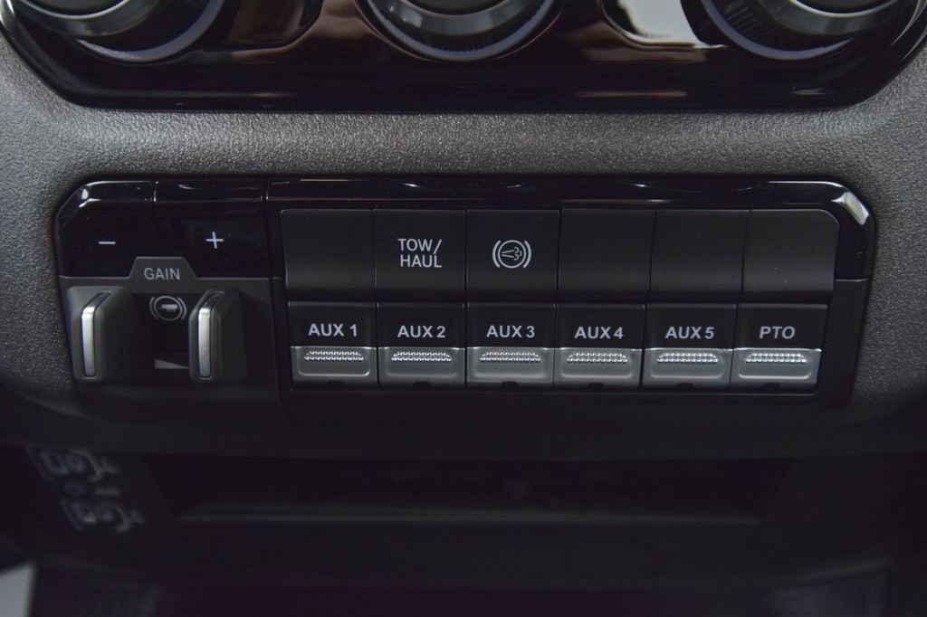 New 2026 RAM 5500 Tradesman image 27