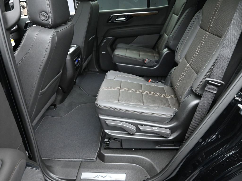 New 2026 Chevrolet Tahoe High Country image 13