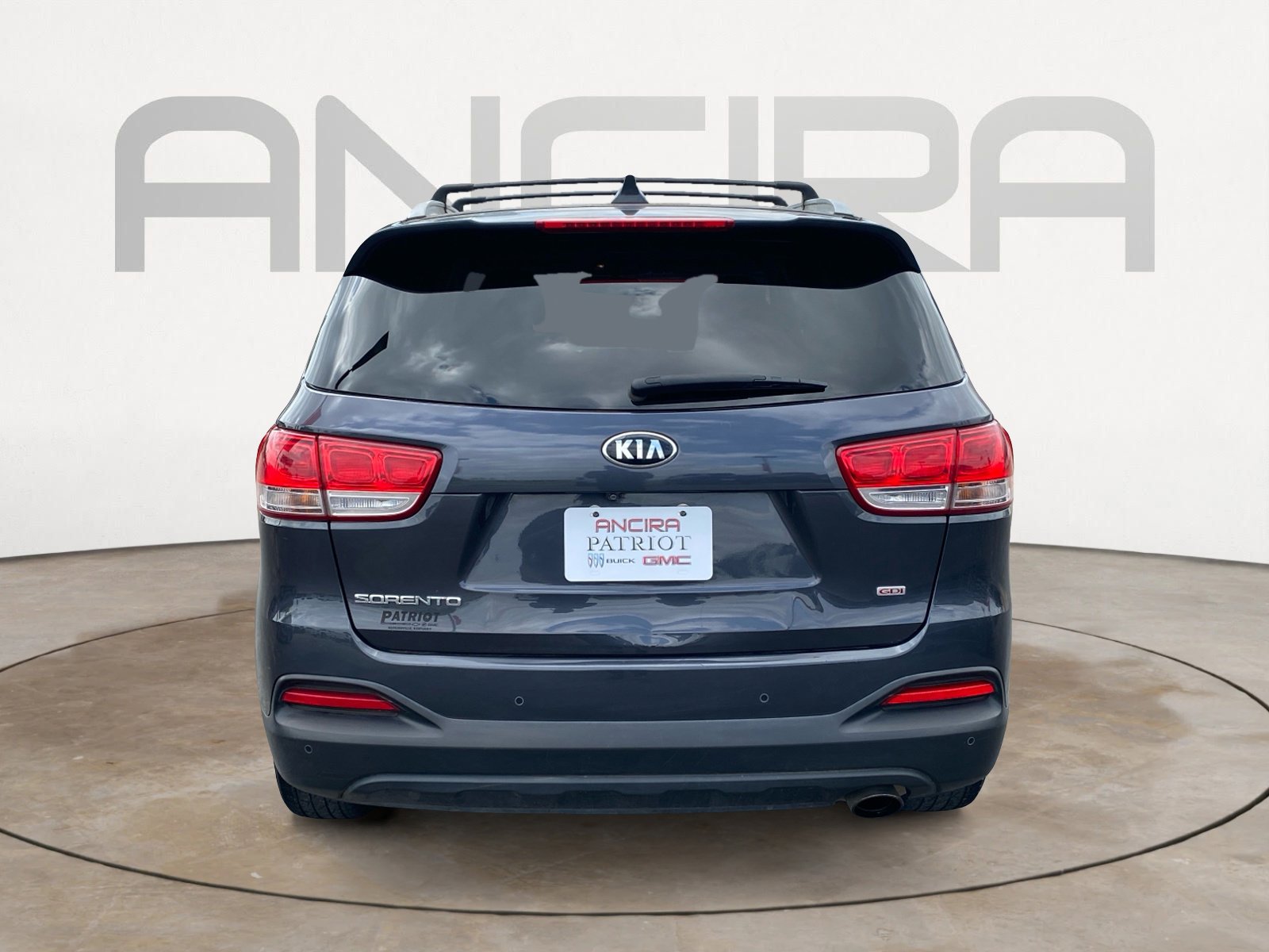 Used 2018 Kia Sorento LX image 9