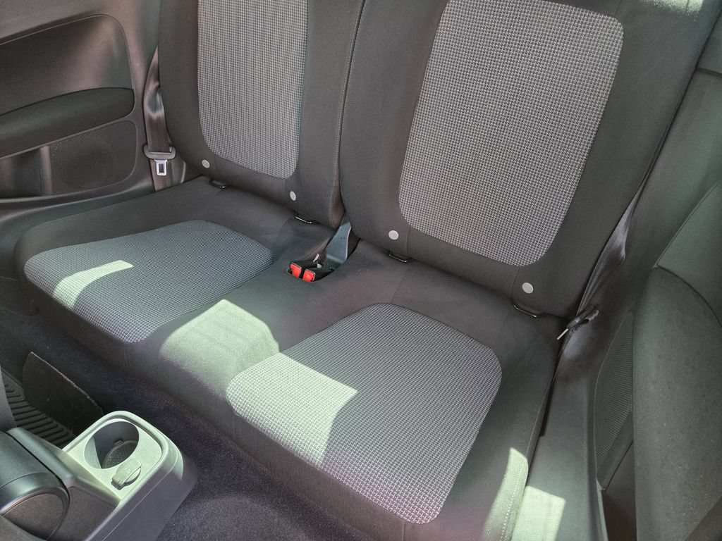 Used 2018 Volkswagen Beetle 2.0T Coast FWD image 29
