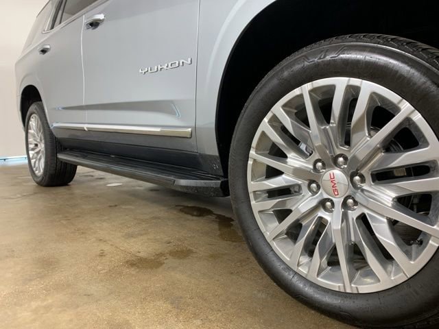 Used 2025 GMC Yukon Elevation w/ LPO, Floor Liner Package image 6