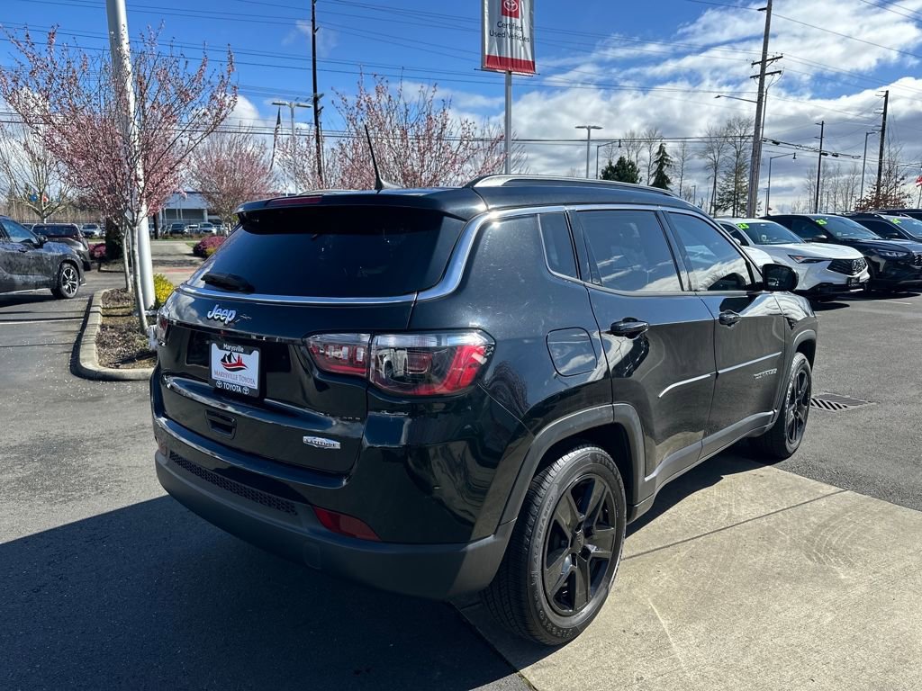 Used 2022 Jeep Compass Latitude image 5