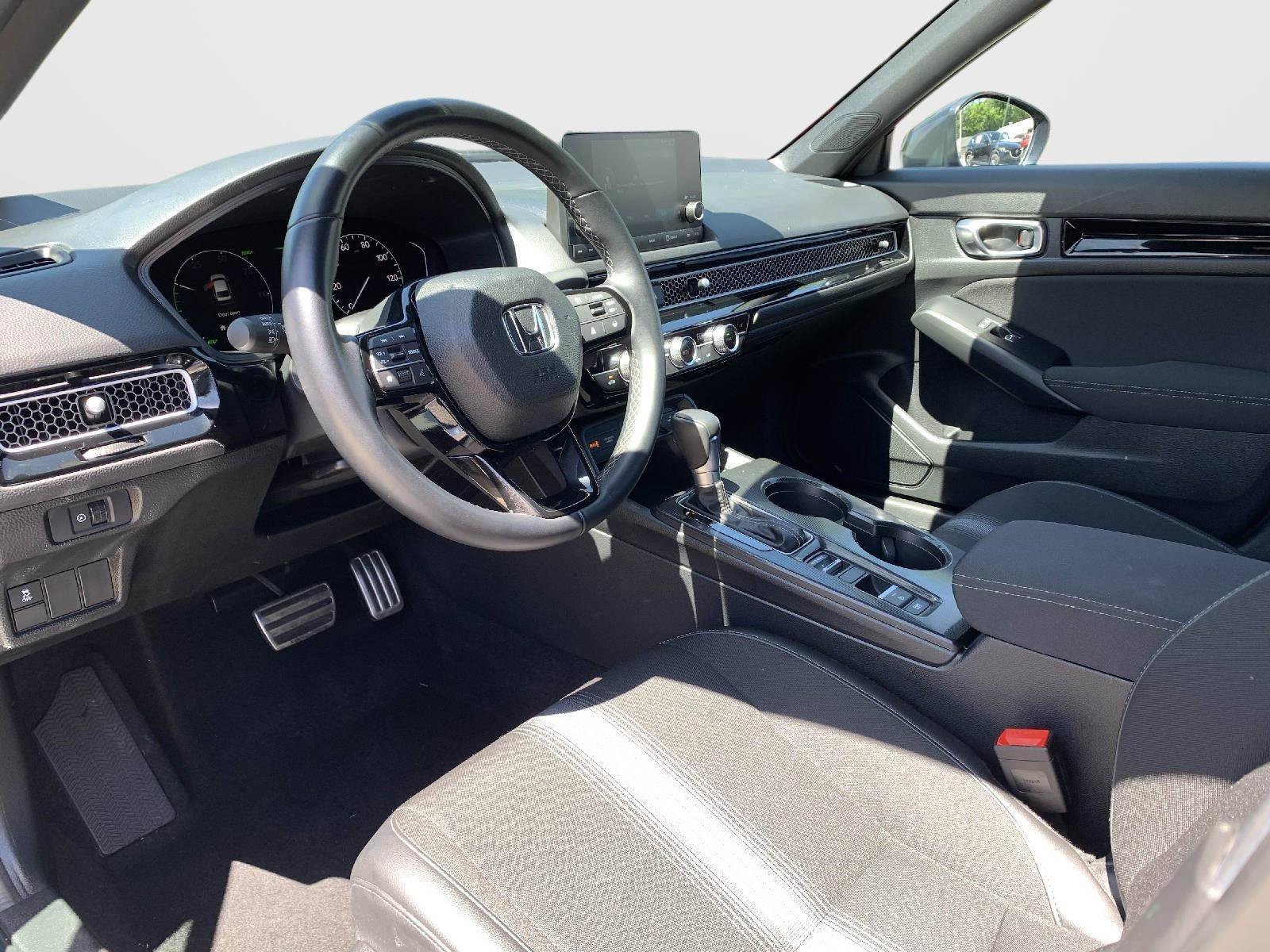 Certified 2025 Honda Civic FWD Hybrid Sedan image 32