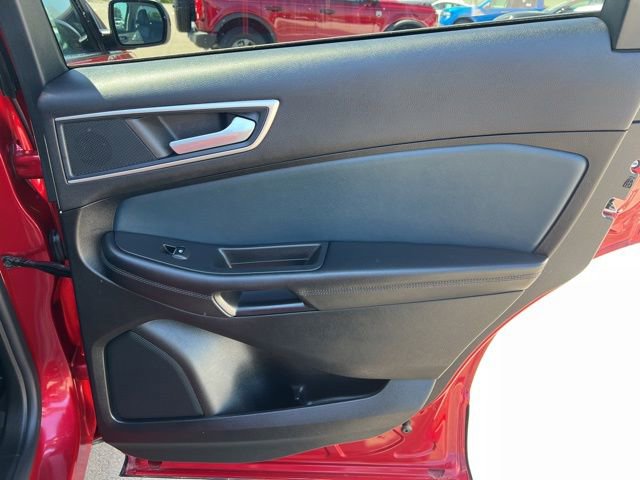 Used 2023 Ford Edge SEL w/ Sport Appearance Package AWD/4WD image 13
