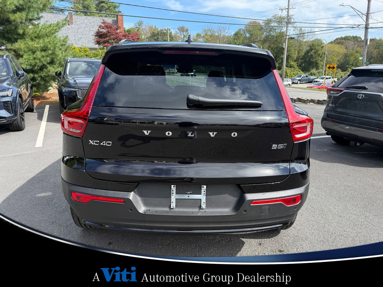 Used 2026 Volvo XC40 B5 Plus w/ Protection Package Premier image 7