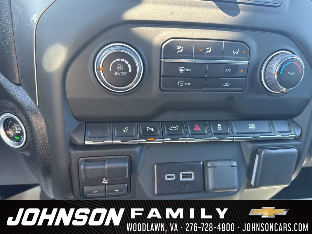 Used 2025 Chevrolet Silverado 2500 Custom w/ Custom Value Package image 21
