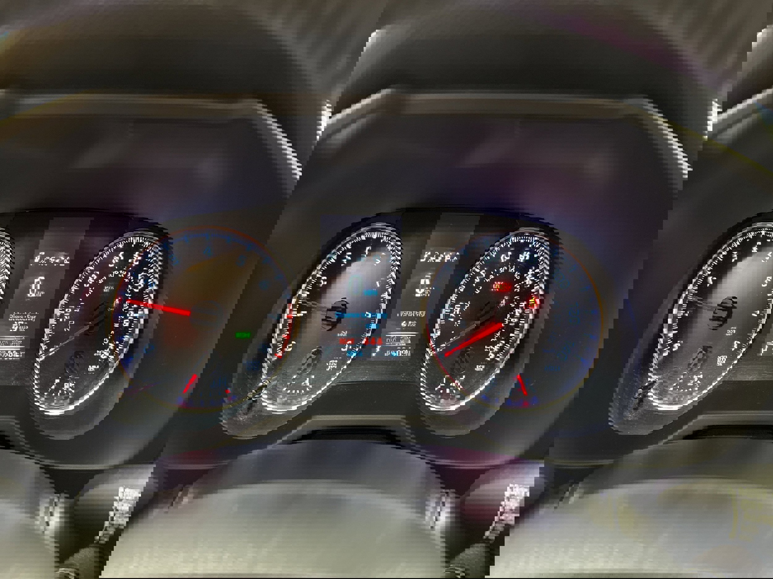 Used 2021 Toyota RAV4 XLE Premium image 39