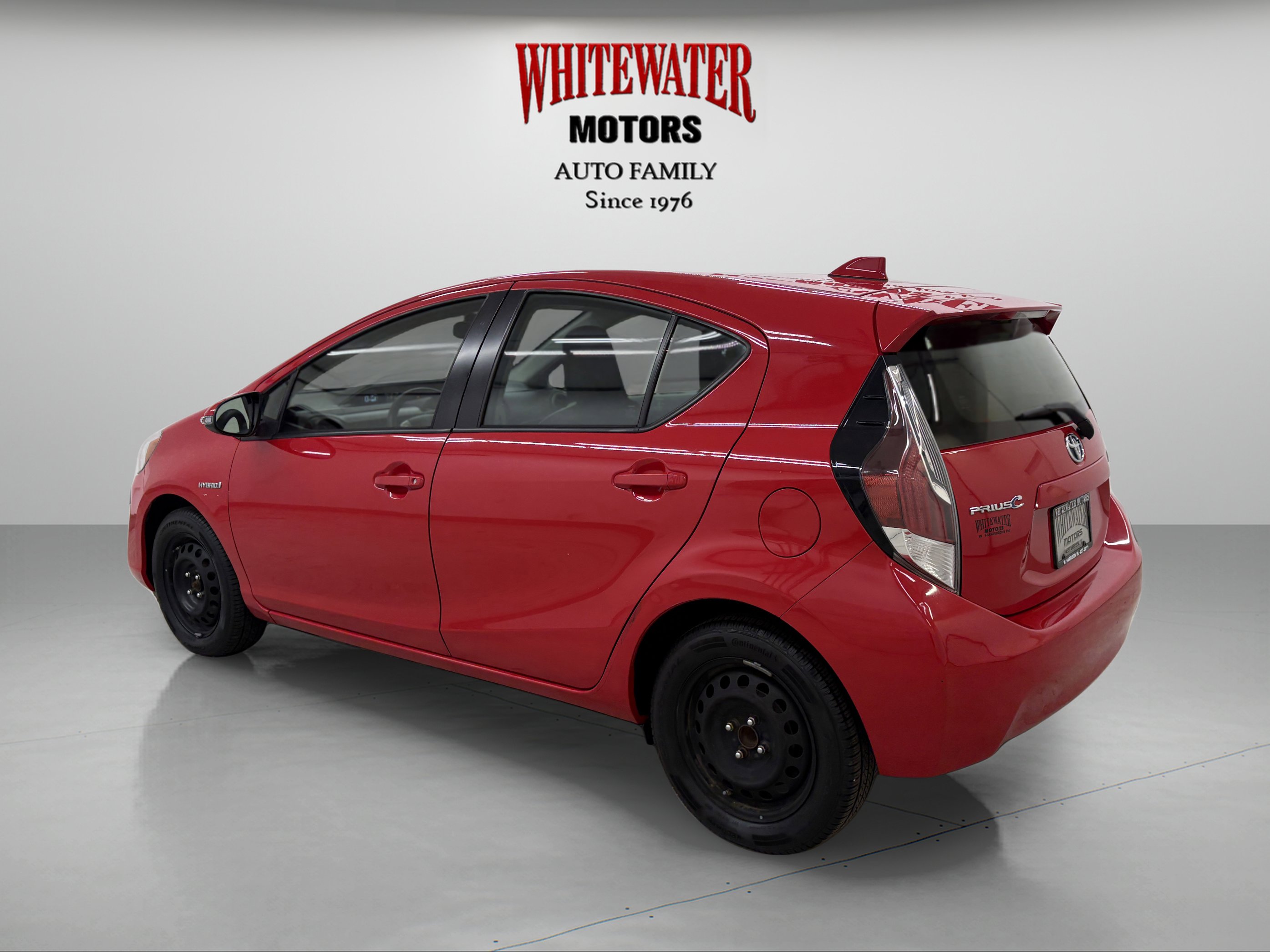 Used 2015 Toyota Prius C One FWD image 2