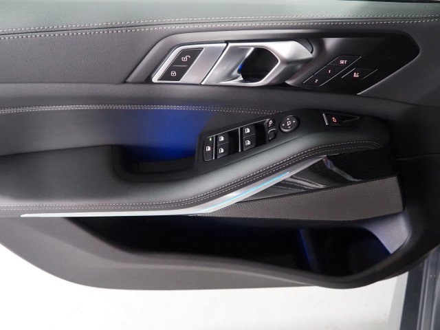 Used 2026 BMW X5 sDrive40i image 69