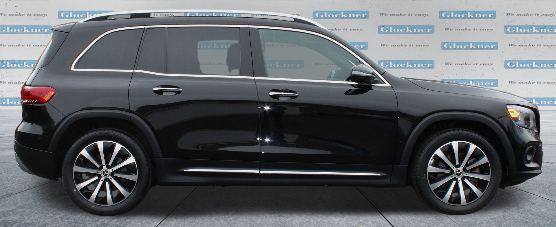 Used 2023 Mercedes-Benz GLB 250 image 4