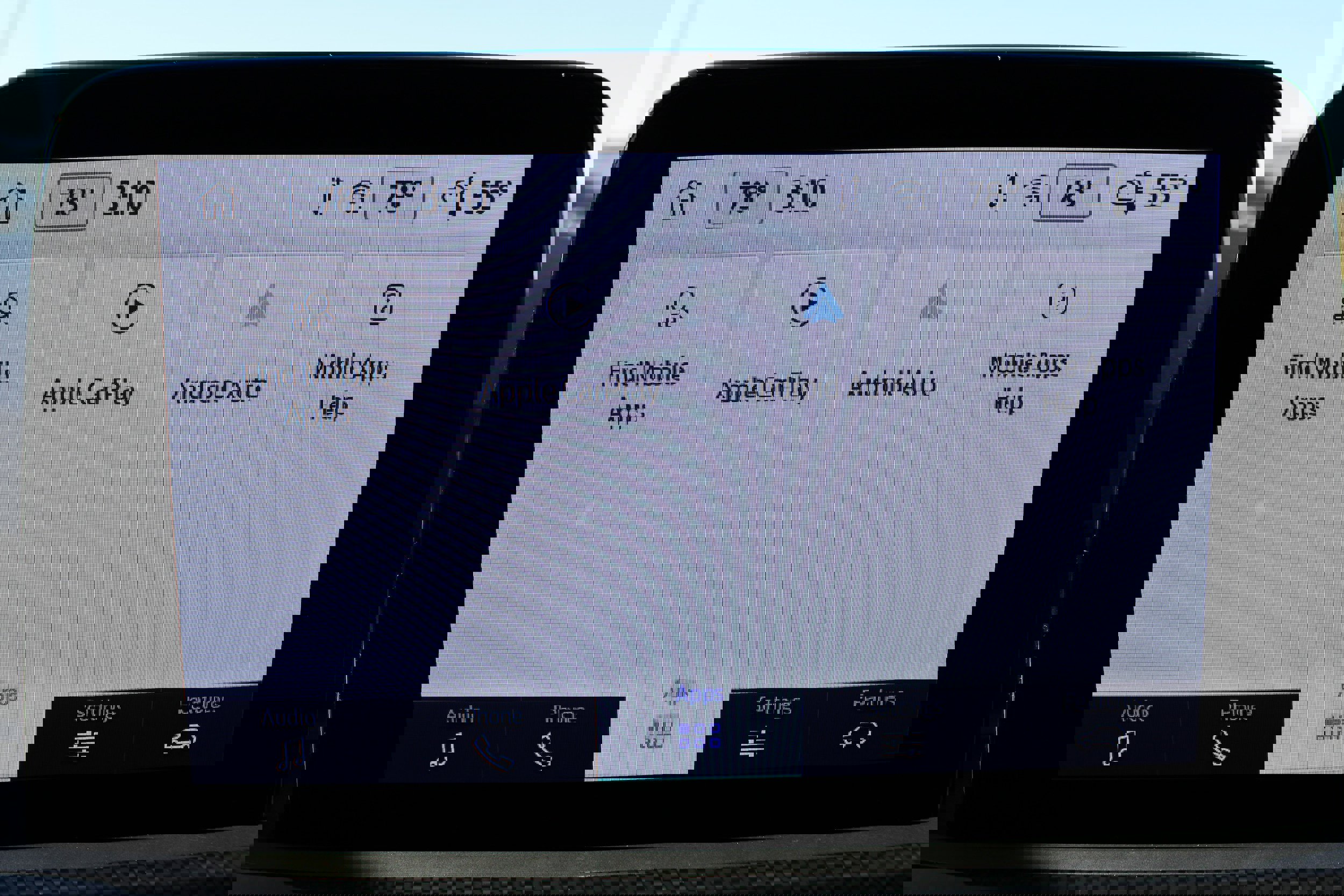 Used 2025 Ford Escape ST-Line Elite w/ Class II Trailer Tow Package image 28