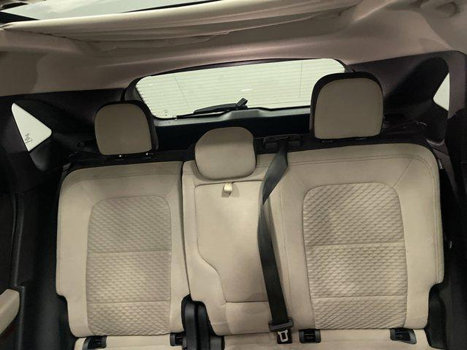 Used 2020 Ford Escape SE FWD image 9