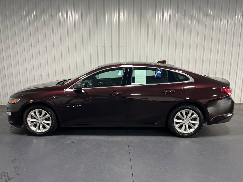 Used 2020 Chevrolet Malibu LT image 17