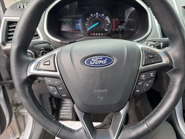 Used 2018 Ford Edge Titanium AWD/4WD image 22