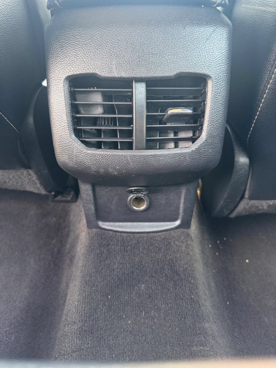 Used 2020 Ford Fusion Titanium FWD image 40