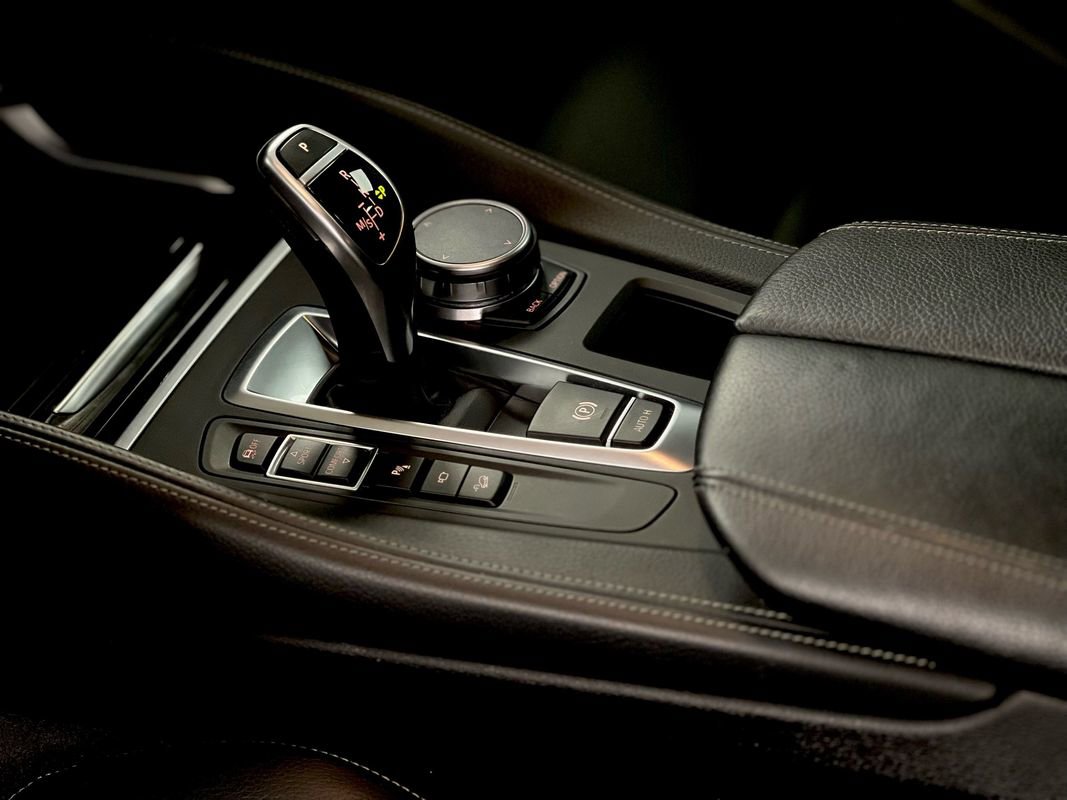 Used 2019 BMW X6 xDrive35i w/ M Sport Package image 39