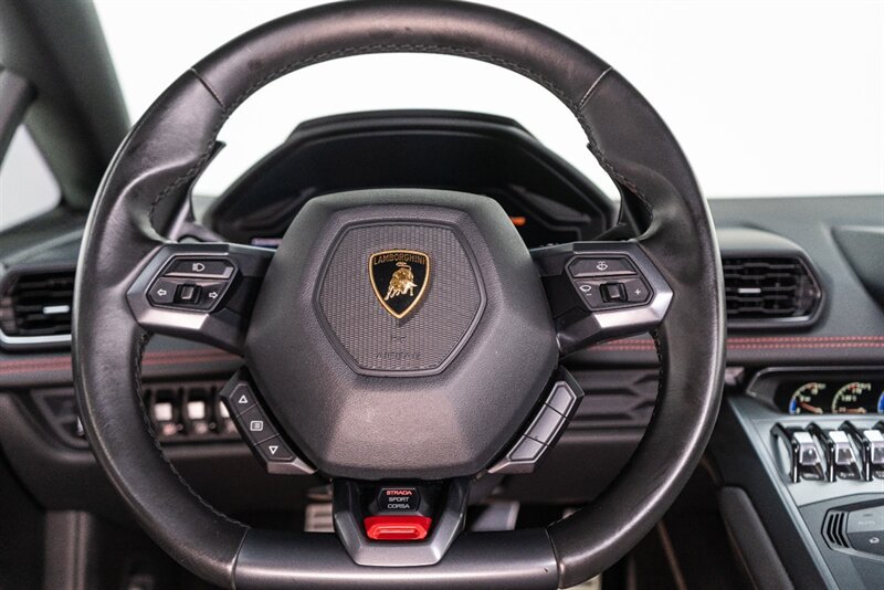 Used 2016 Lamborghini Huracan LP 580-2 RWD image 90