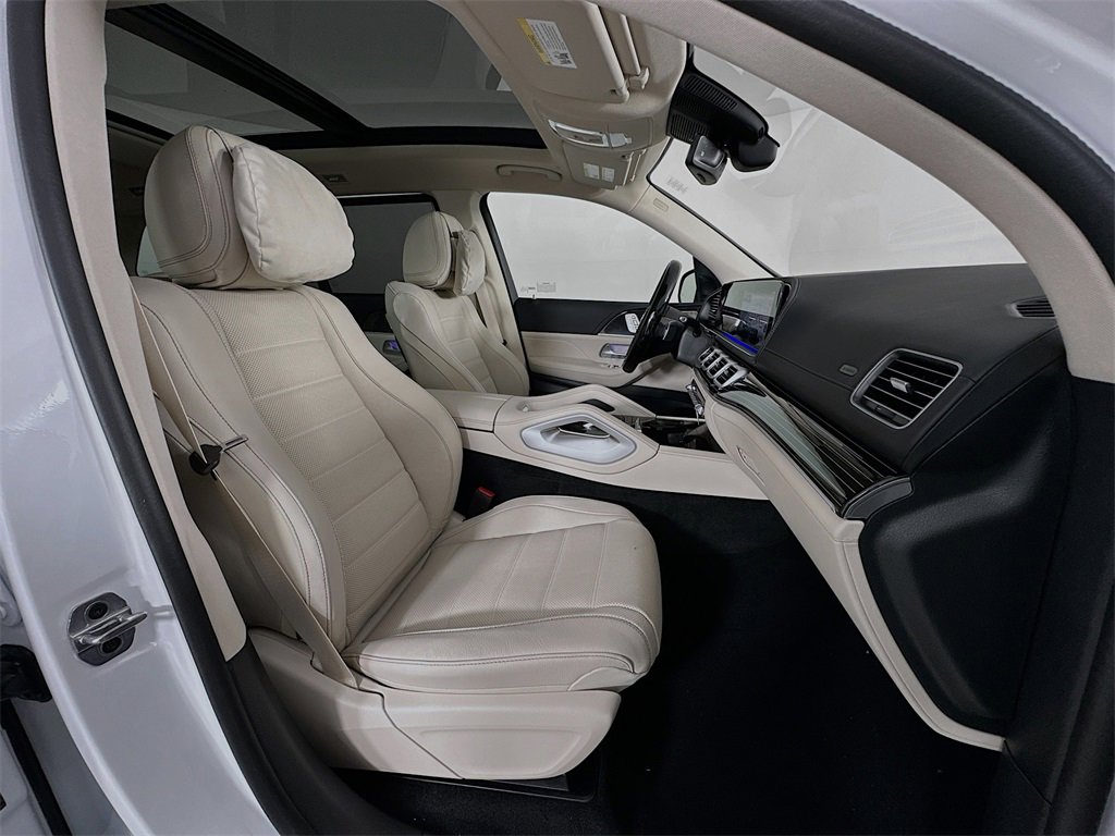 New 2026 Mercedes-Benz GLS 450 4MATIC image 31