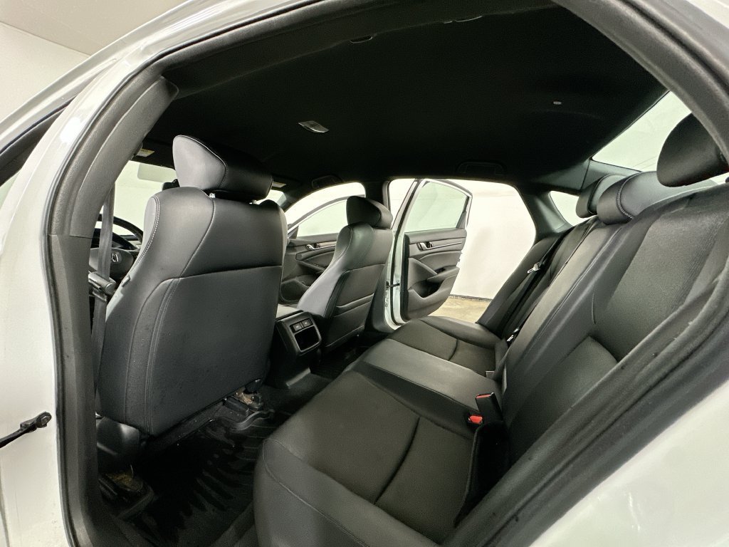 Used 2022 Honda Accord Sport image 15